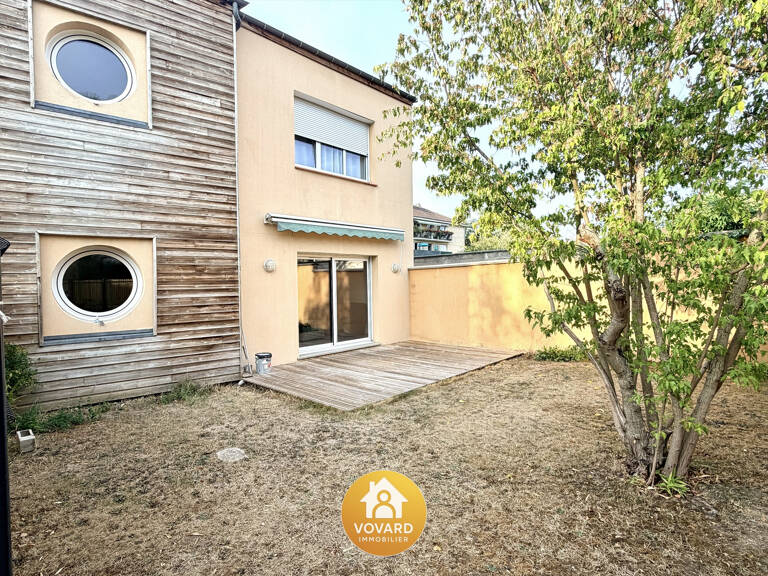 Appartement F3 en Rez de jardin - en plein centre ville - — photo 1