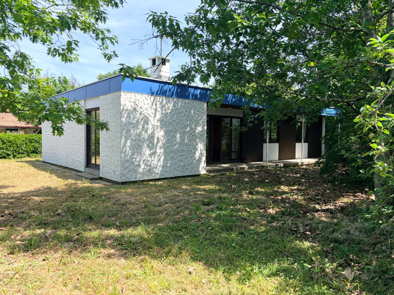 Belle maison à toit plat - Vayres — photo 1