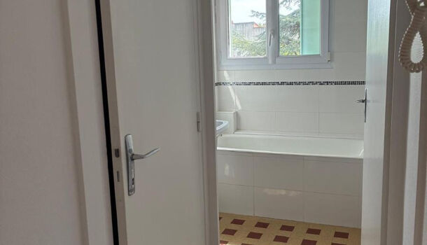 Appartement 3 pièces  à louer Valence 26000