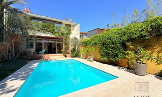 Maison 9 Pièces 260 m² à vendre à Bordeaux (33800)