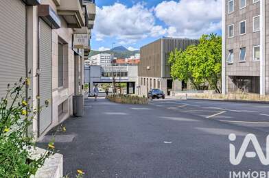 Commerce  199600 €