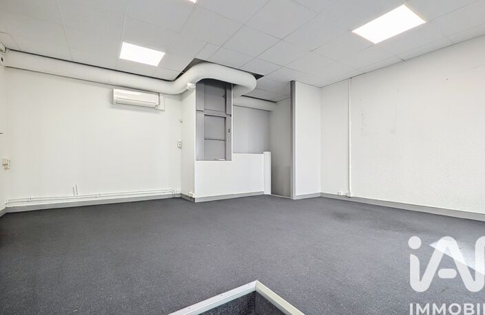 Vente Boutique/Local commercial 100 m&sup2; — photo 2