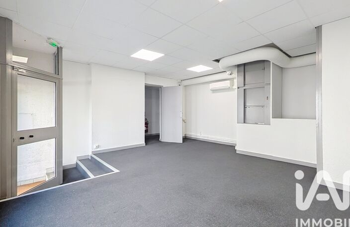 Vente Boutique/Local commercial 100 m&sup2; — photo 3
