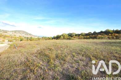 Terrain  176000 €