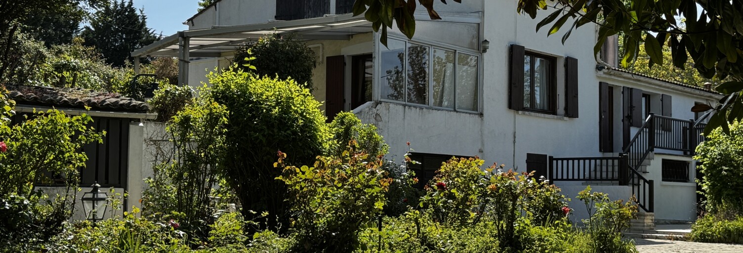 Maison 6 Pièces 150 m² à vendre à Saint-Bonnet-sur-Gironde (17150)