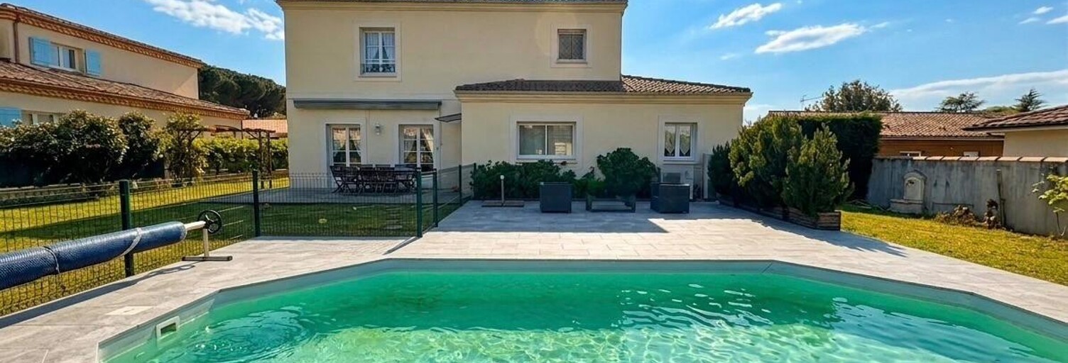 Maison 5 Pièces 215 m² à vendre à Saint-Médard-d'Eyrans (33650)