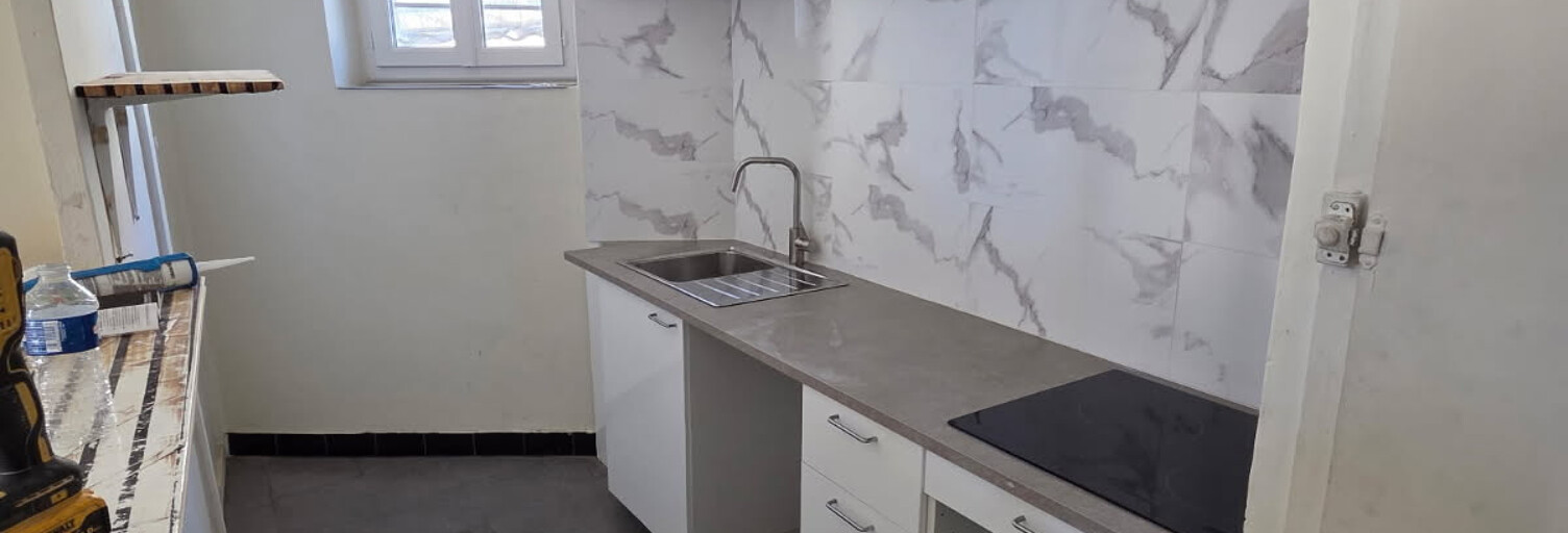 Appartement 3 Pièces 45 m² à louer à Marseille 3 (13003)
