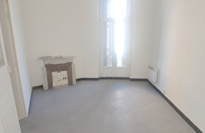Appartement - 45,82 m2 - 3 pièces — photo 2