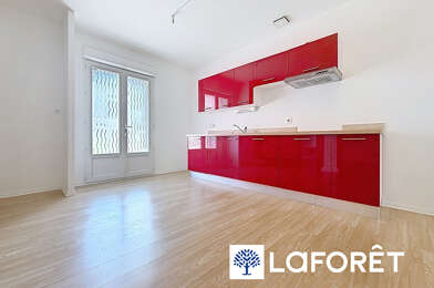 Appartement 3 pièces 650 €