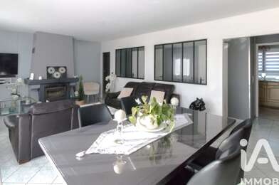 Maison 4 pièces 304000 €
