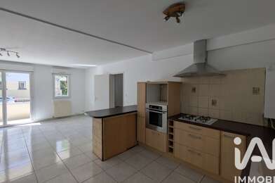 Appartement 3 pièces 224300 €