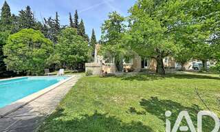 Maison 5 Pièces 98 m² à vendre à Saumane-de-Vaucluse (84800)