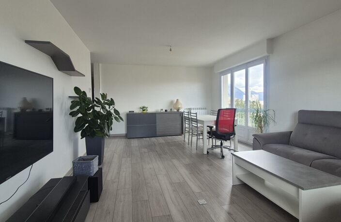 GRENOBLE LIBERATION T5 94 M² — photo 2