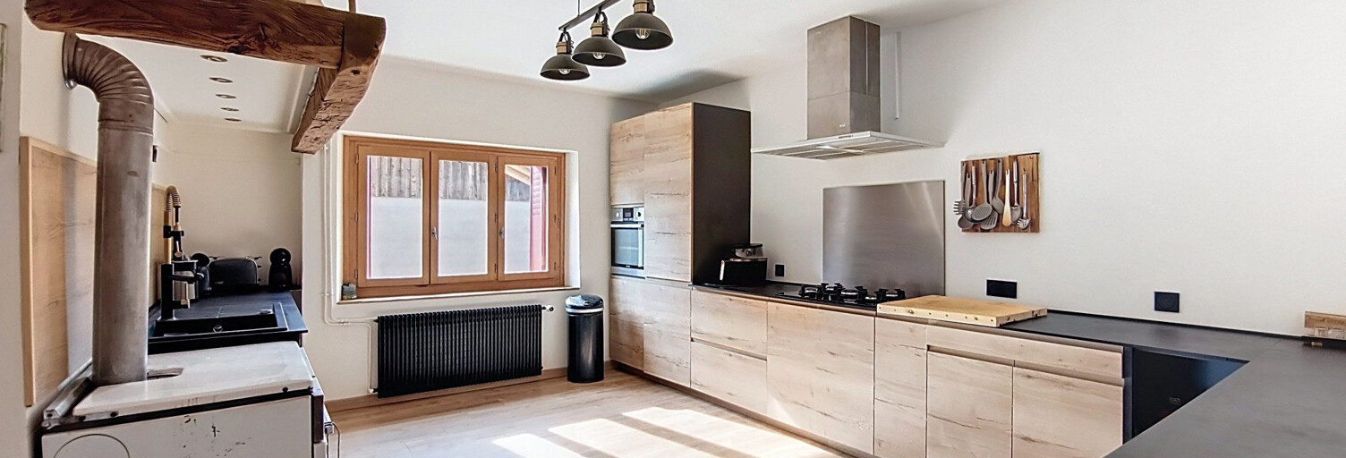 Maison 6 Pièces 191 m² à vendre à Lullin (74470)