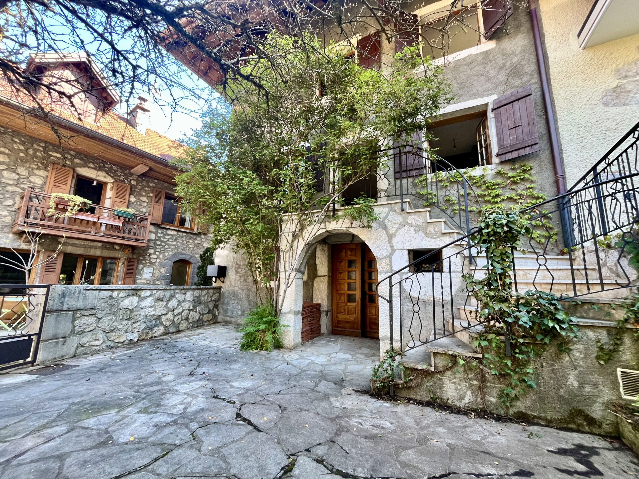 Maison de Village   T5 à vendre Duingt 74410