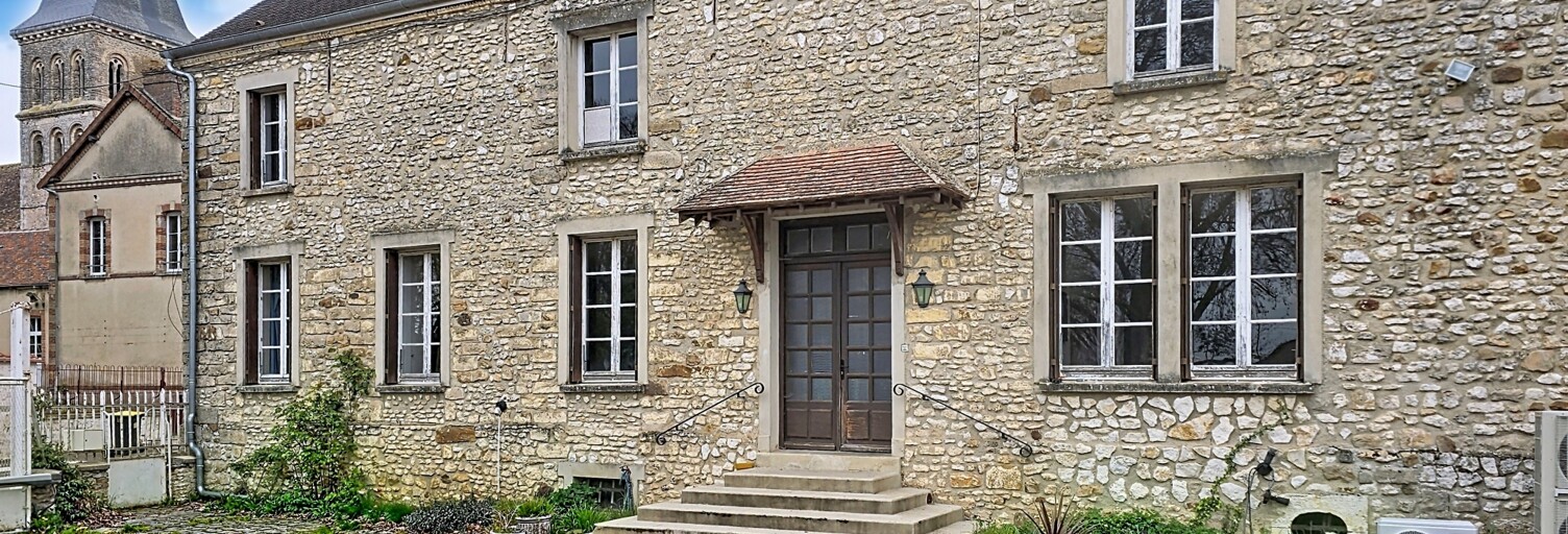 Maison 8 Pièces 256 m² à vendre à Beauchery-Saint-Martin (77560)