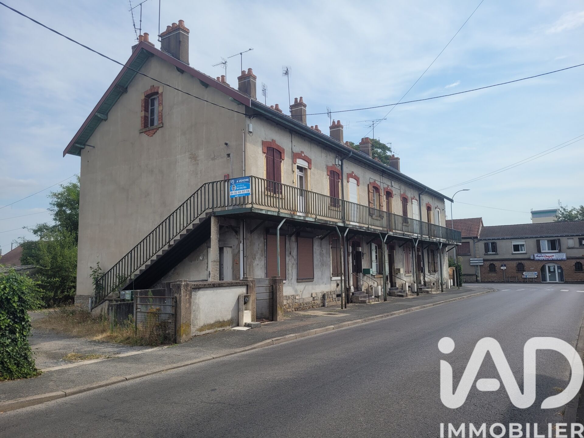 Vente Immeuble 415 m² - Photo 2