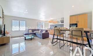 Appartement 3 Pièces 64 m² à vendre à Solliès-Pont (83210)