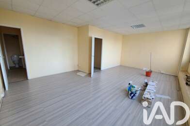Immeuble  113800 €