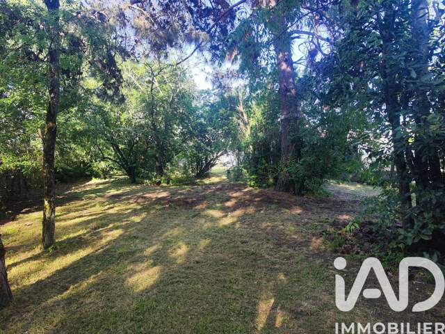 Vente Terrain à bâtir 750 m&sup2; — photo du bien