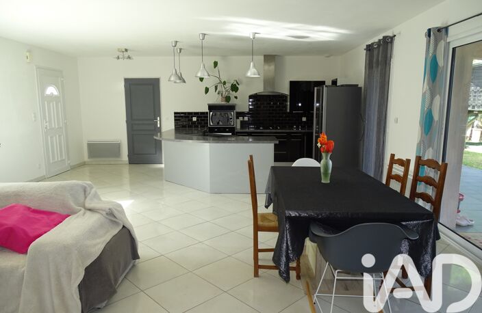 Vente Maison/villa 4 pièces — photo 4