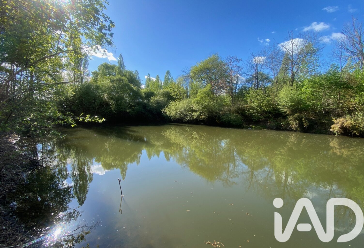 Vente Terrain 10 390 m&sup2; — photo 1