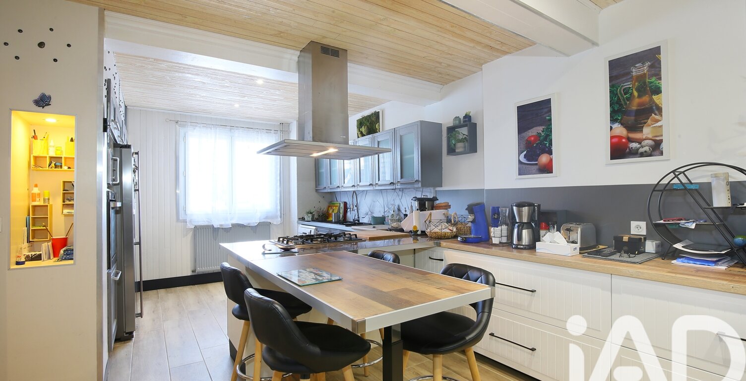 Vente Maison traditionnelle 7 pièces — photo 1