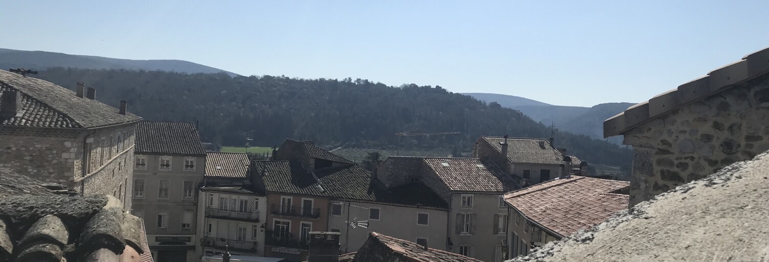 Appartement 2 Pièces 63 m² à vendre à Vallon-Pont-d'Arc (07150)