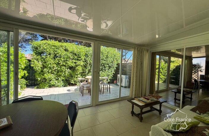 maison de 2 chambres rénovée avec verandas au coeur des pinèd — photo 2