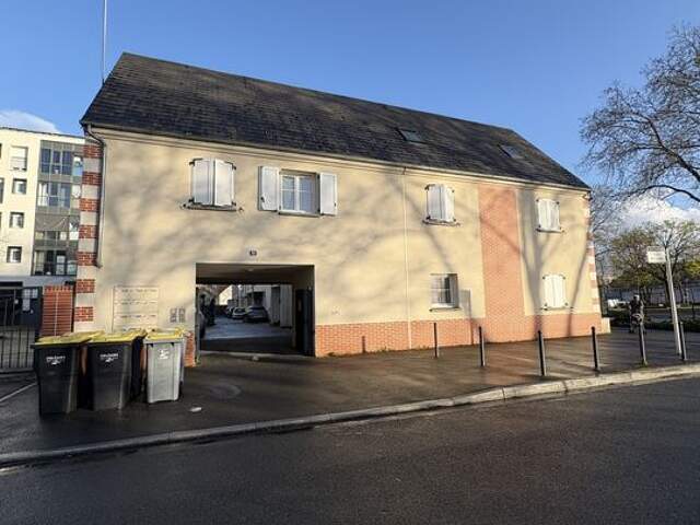 A vendre àOrléans la source : Appartement T2 vendu-loué — photo du bien
