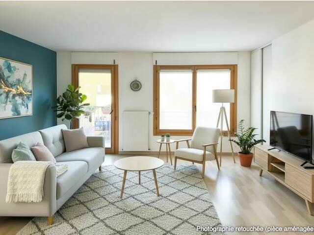 Montreuil Bas-Montreuil – T3 traversant lumineux avec balcon – Parking en option — photo du bien