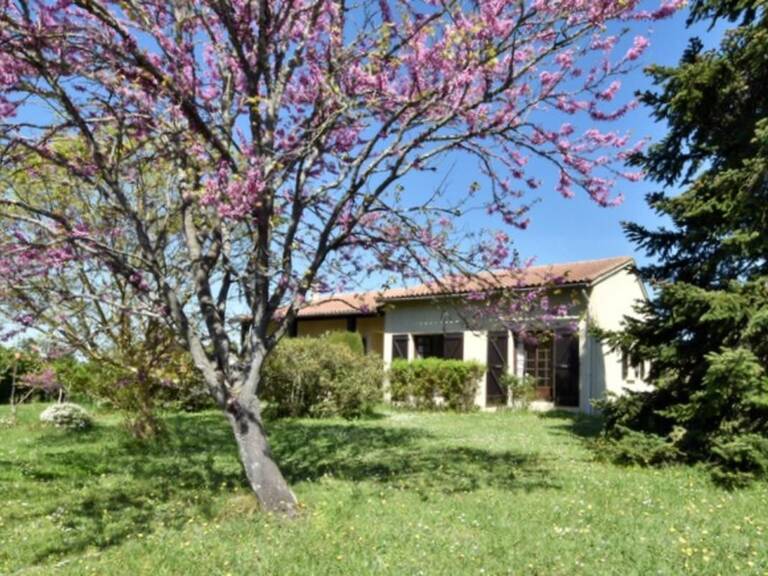 Maison de plain-pied avec grand terrain et vue dégagée – Environnement privilégié — photo 1