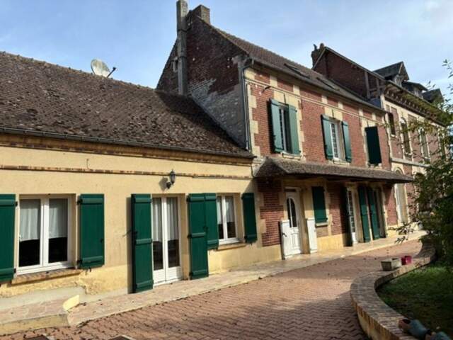 Propriete à vendre 15 pièces EPINEUSE (60) — photo du bien