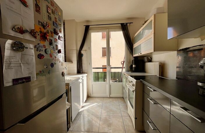 T3 56 m2 - 13014 - Trav Notre Dame de bon secours -  Parking + Cave  -  88 200 euro — photo 4