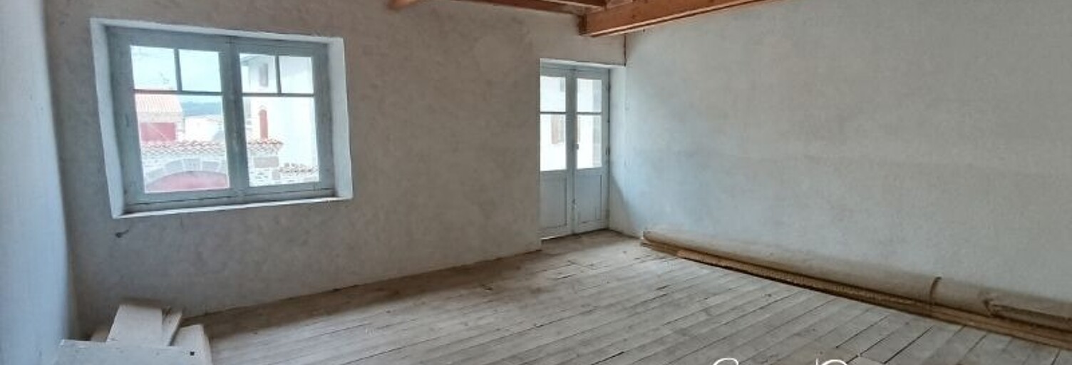 Appartement 12 Pièces 334 m² à vendre à Fix-Saint-Geneys (43320)