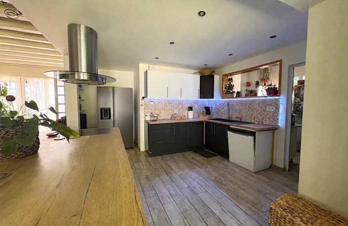 Maison à vendre 6 pièces 235m2 avec dépendance Proche MONT-DE-MARSAN (40) — photo 4