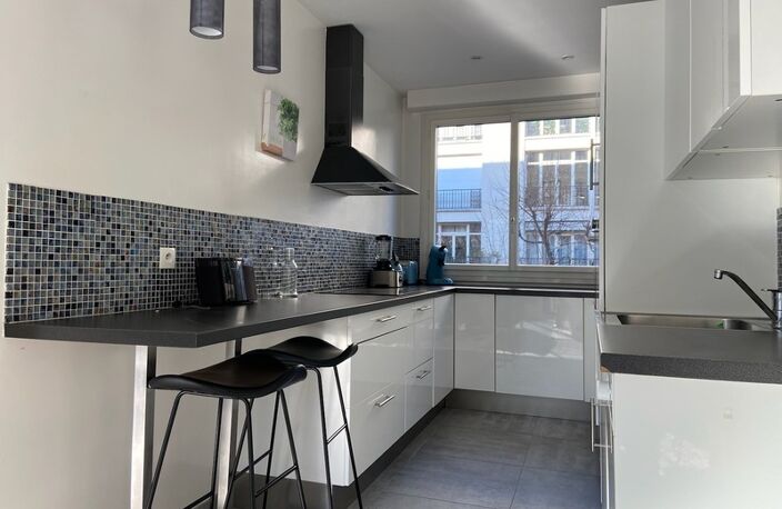 NEUILLY SUR SEINE 92200 RUE LONGCHAMP - AUX ENCHERES - APPARTEMENT T4 MEUBLE/TERRASSE BALCON+CAVE — photo 3