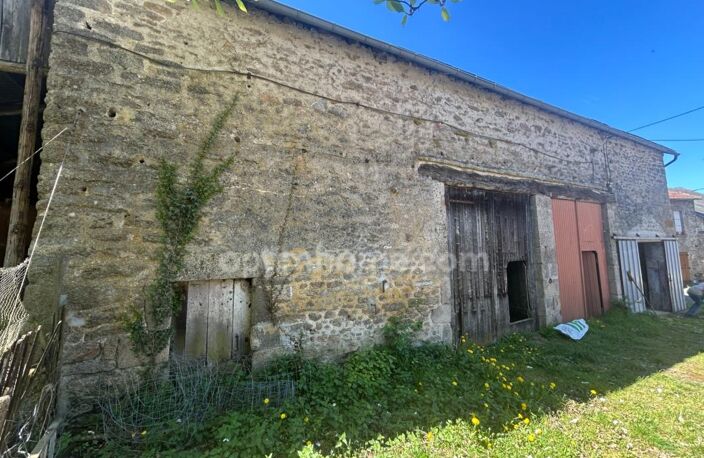 Maison-2 granges et 5000m2 de terrain — photo 4