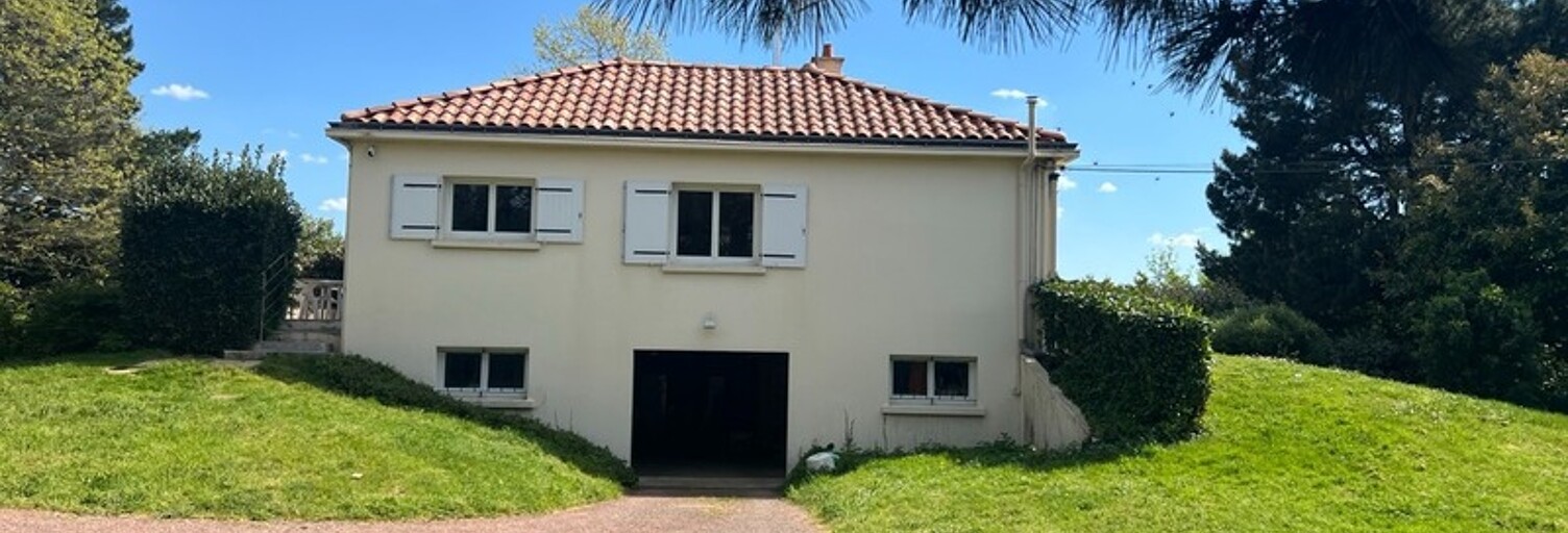 Maison 5 Pièces 94 m² à vendre à Mortagne-sur-Sèvre (85290)