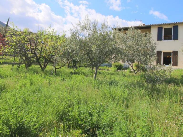 Maison 6 p, 114m2, 2 garages, cave, terrain 990m2 — photo 1