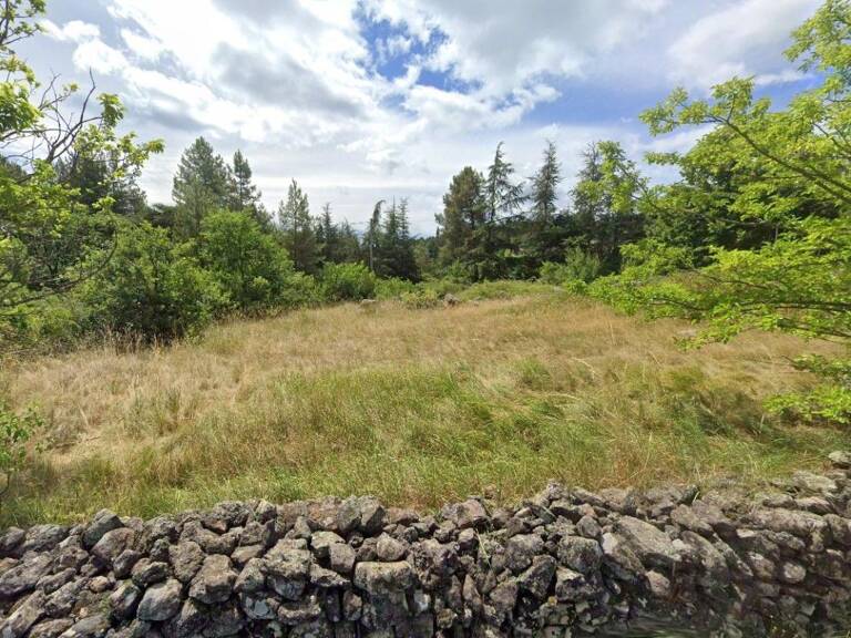 Terrain 1350 m2 - 15 min des Vans - Plat et réseaux avec accès immédiat — photo 1