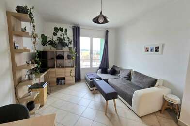 Appartement 3 pièces 800 €