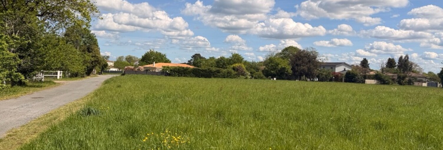 Terrain  400 m² à vendre à Léognan (33850)