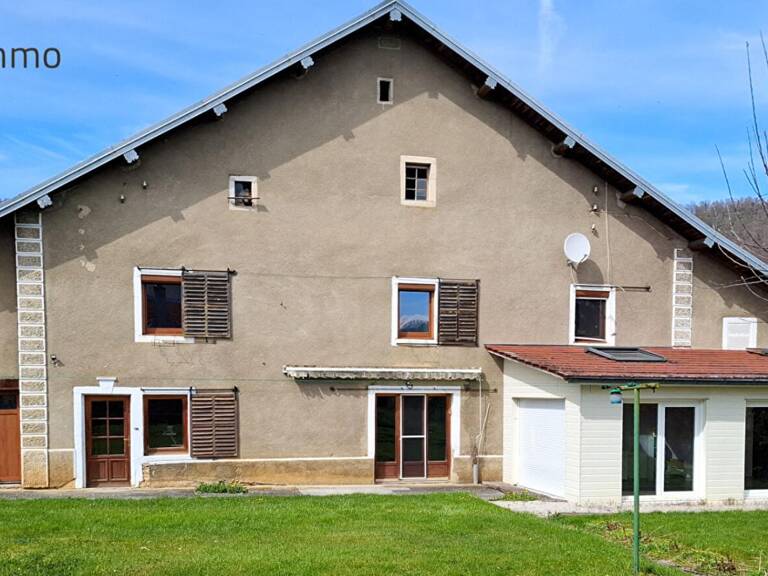 Maison familiale + gîte indépendant - 310 m2 - 8 chambres — photo 1