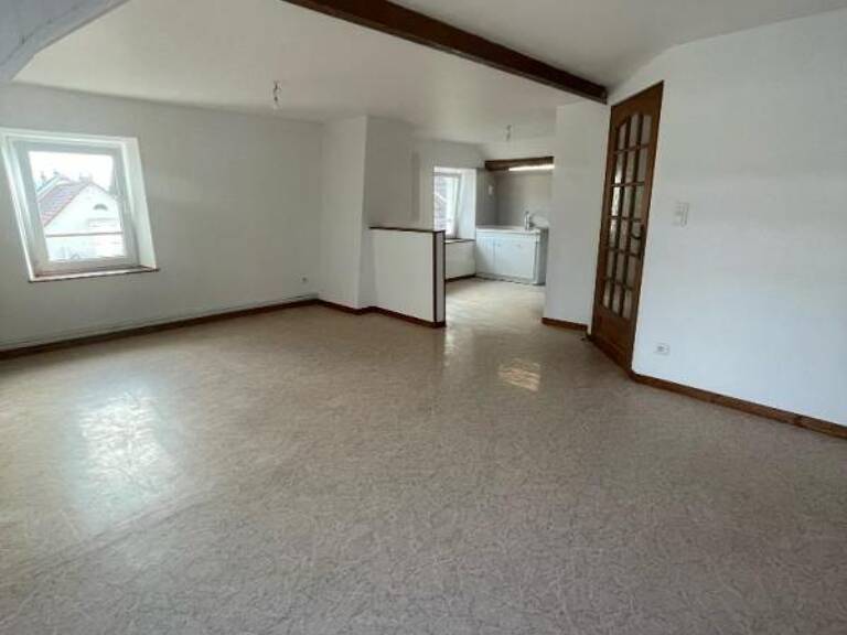 Appartement F4, entièrement refait à neuf, au coeur d'une petite résidence calme, proche du centre-ville — photo 1