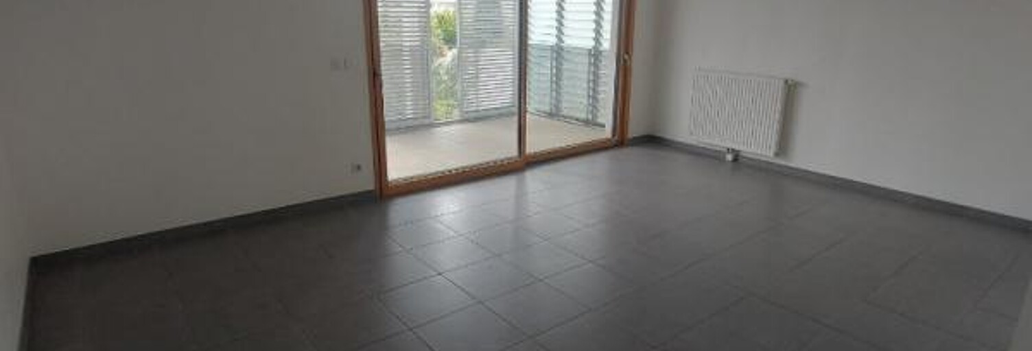 Appartement  106 m² à louer à Lormont (33310)