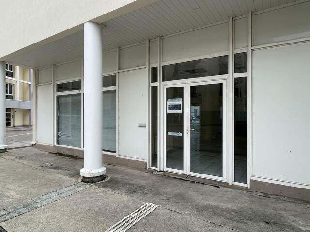 A vendre - local commercial 173 m² à Joué Les Tours — photo du bien