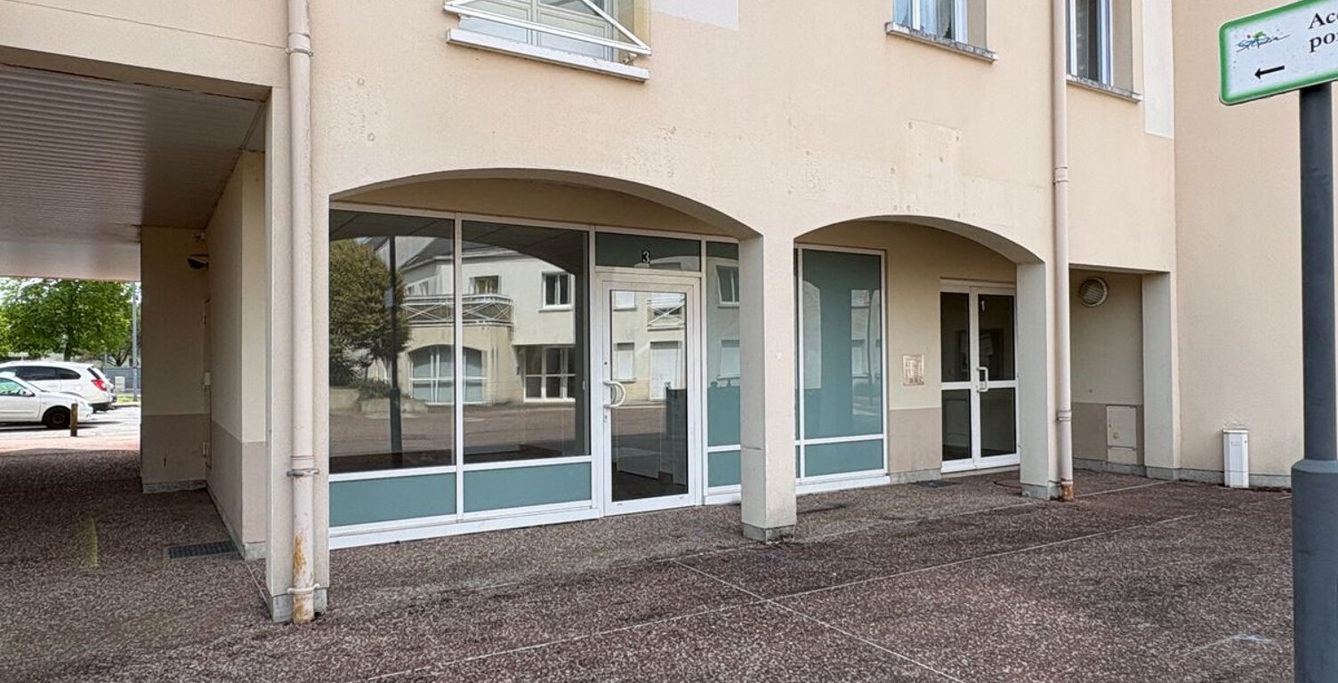 A LOUER - local d'activité 50 m² à St Avertin — photo 1