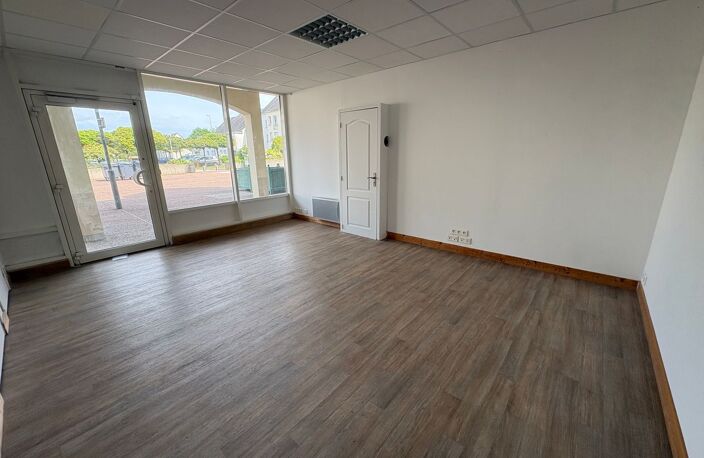 A LOUER - local d'activité 50 m² à St Avertin — photo 2