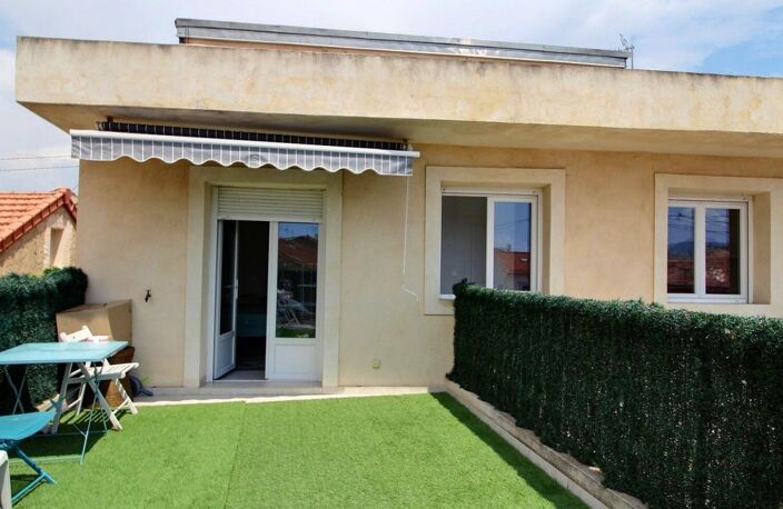 Maison - 2 appartements - Terrasse - Stationnements - Pont de Vivaux - 13010 Marseille — photo 2